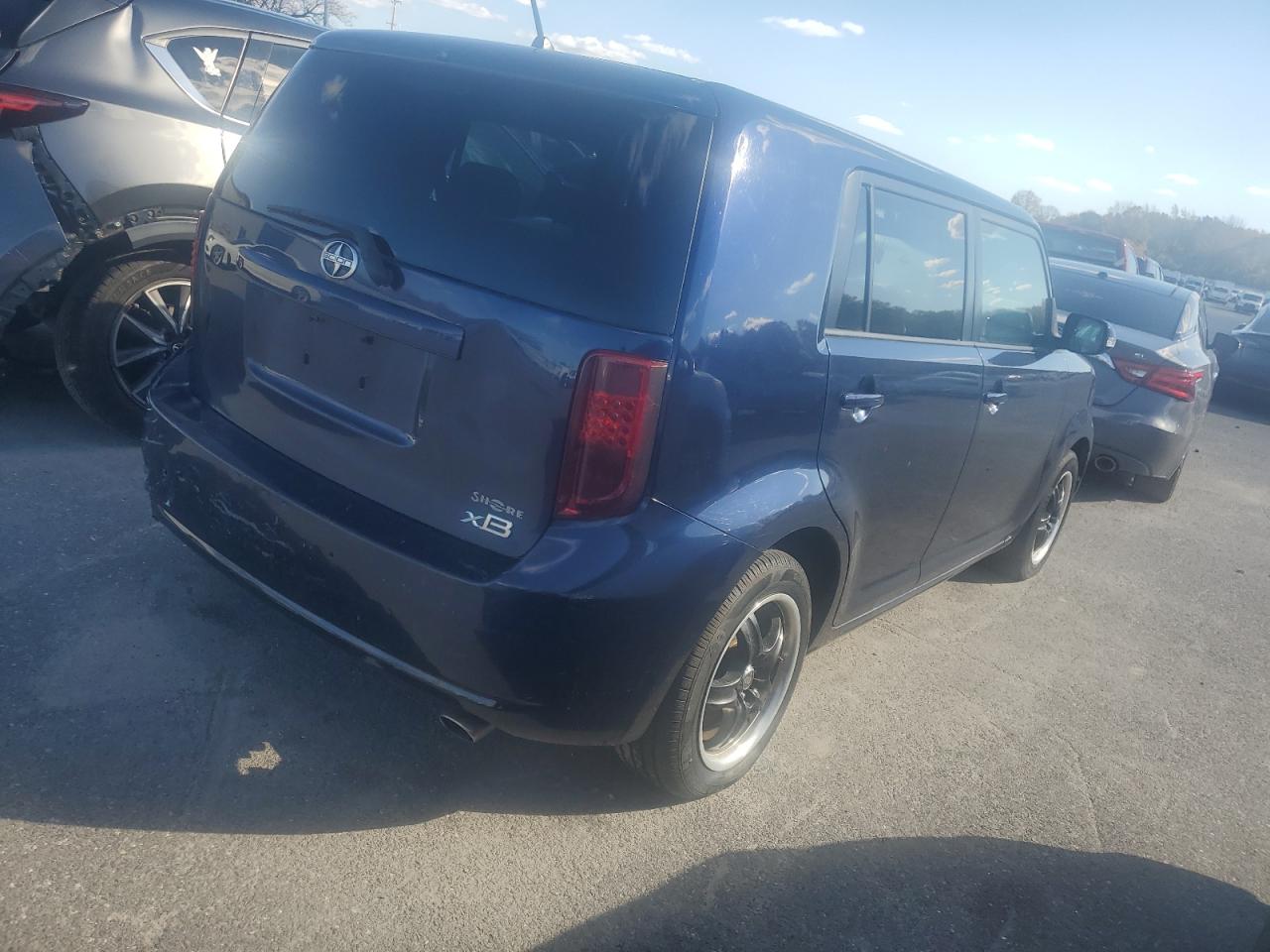 Lot #3278558963 2008 TOYOTA SCION XB
