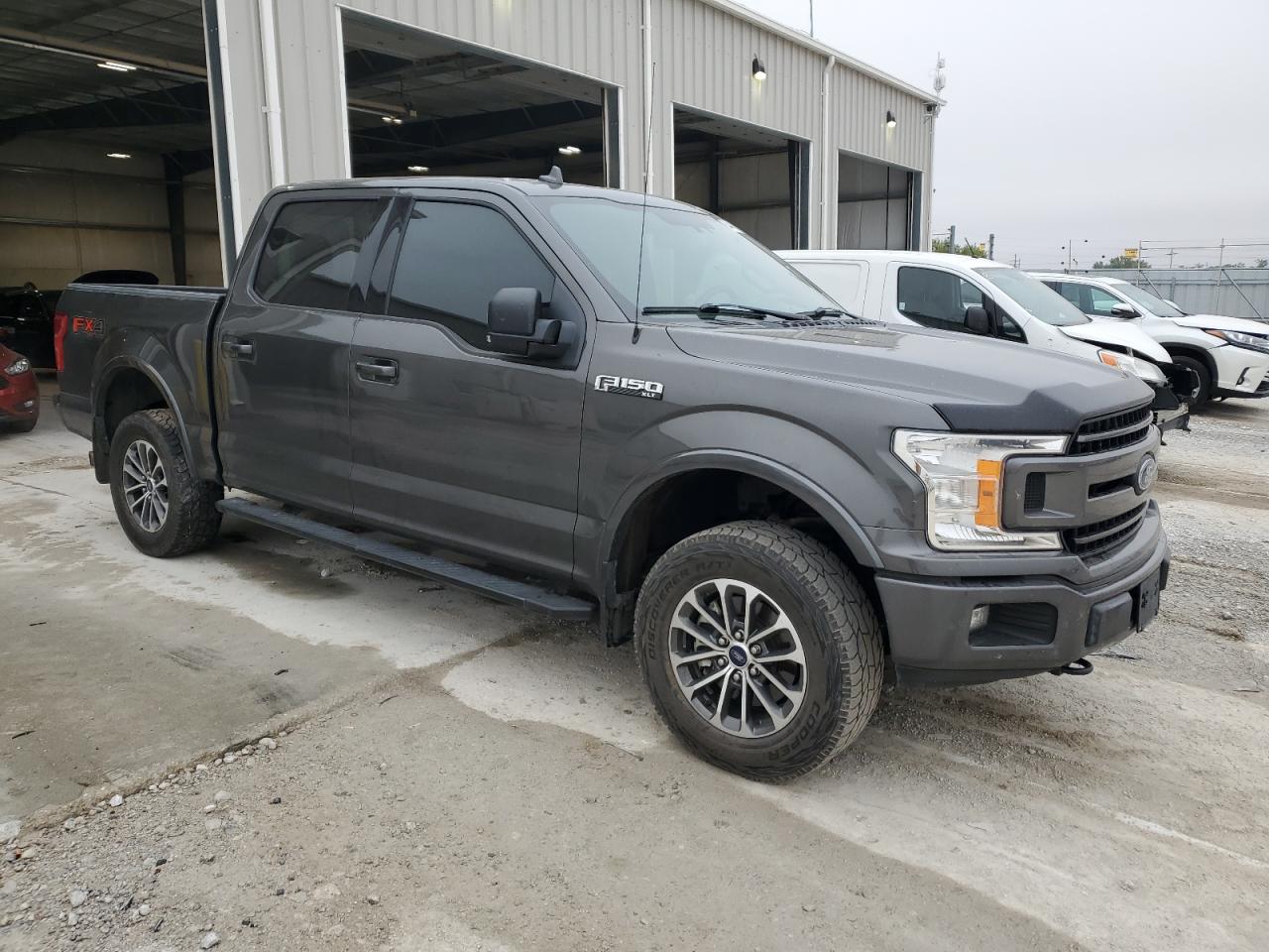 FORD F-150 SUPERCREW