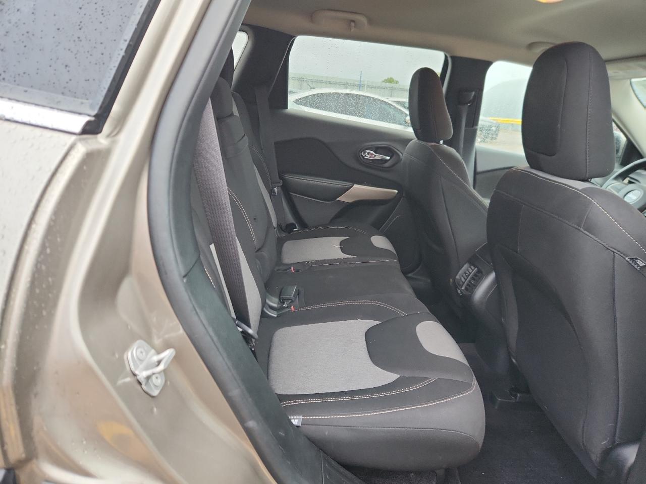 JEEP GRAND CHEROKEE LATITUDE