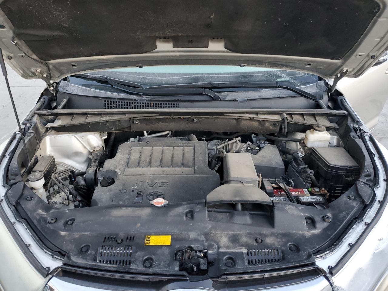 TOYOTA HIGHLANDER XLE