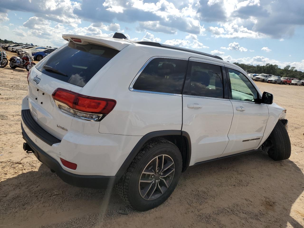 JEEP GRAND CHEROKEE LAREDO
