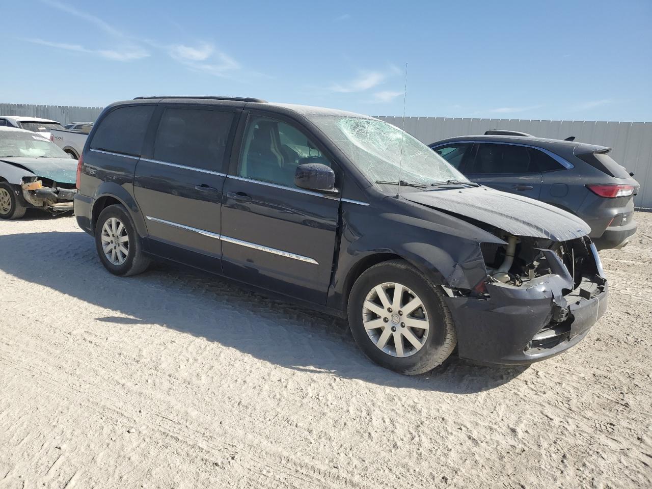 CHRYSLER TOWN & COUNTRY TOURING