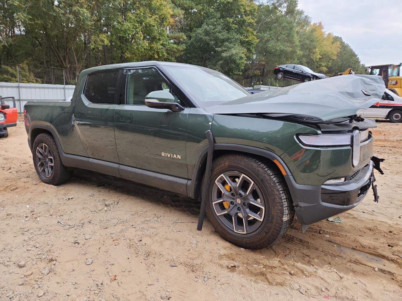 RIVIAN R1T ADVENTURE