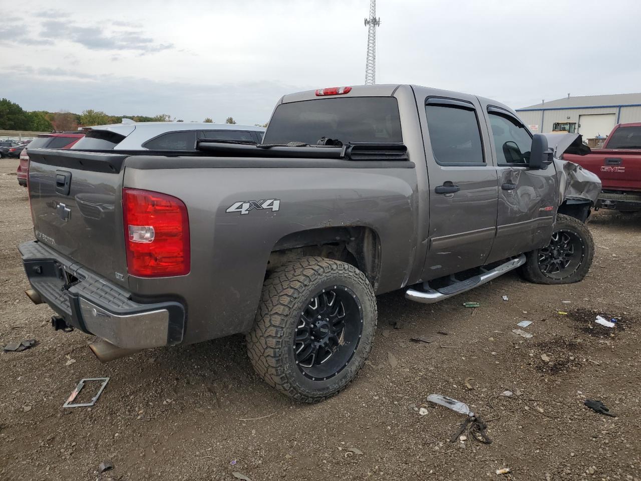 CHEVROLET SILVERADO K1500 LT