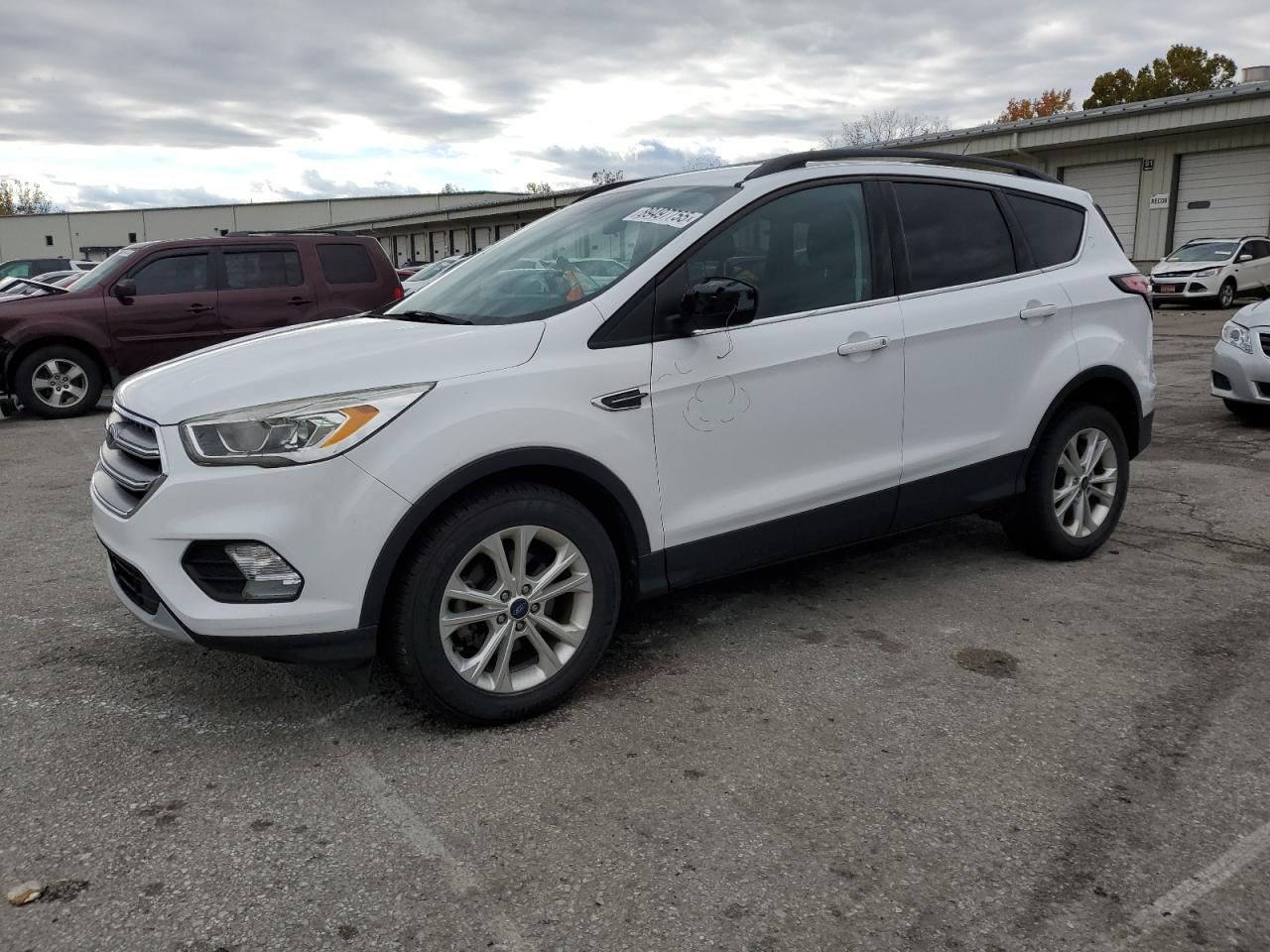 FORD ESCAPE SE