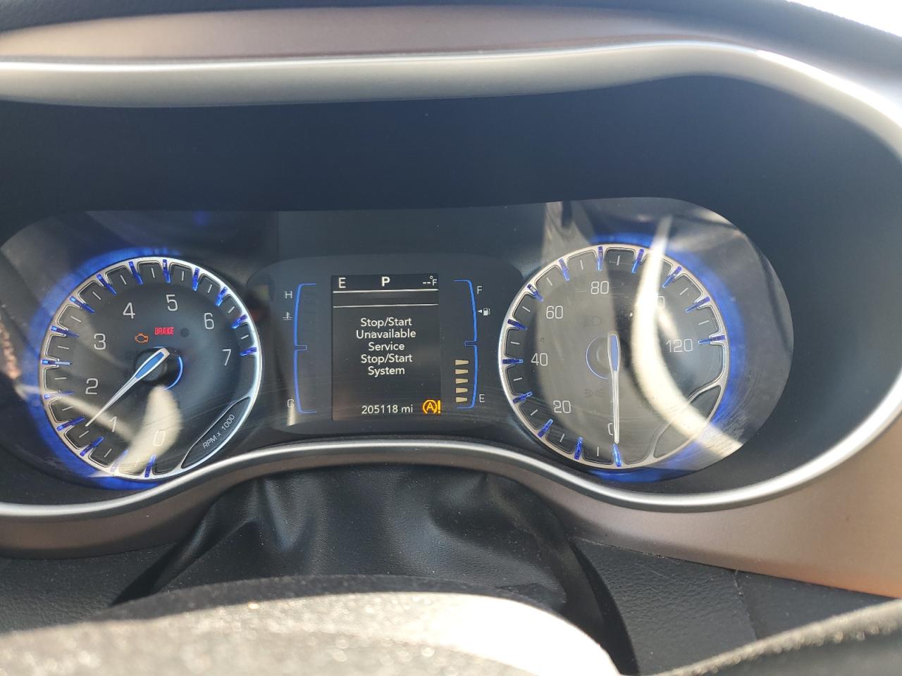 CHRYSLER PACIFICA TOURING L