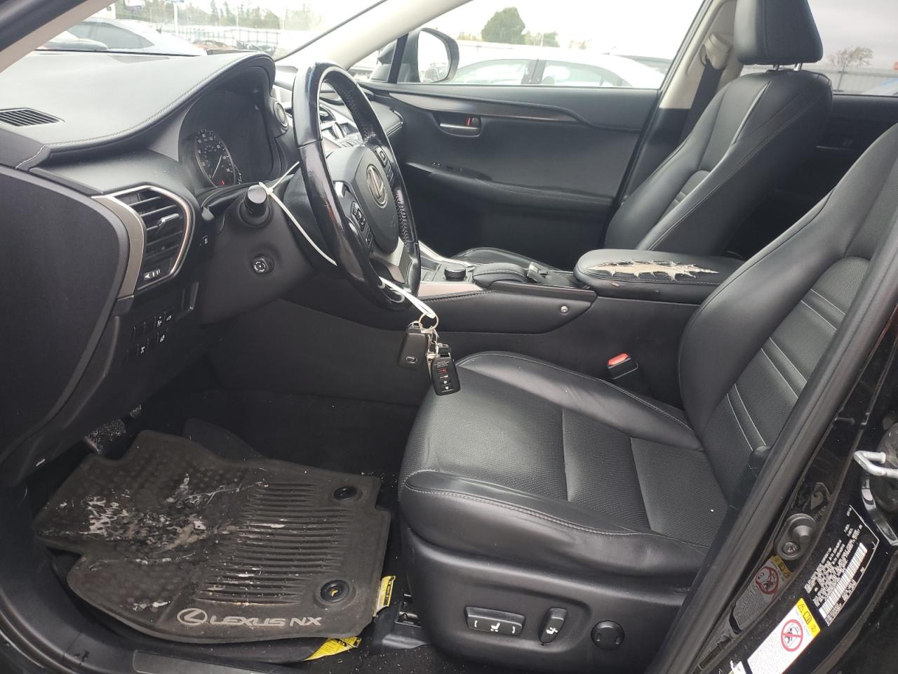 LEXUS NX 200T BASE