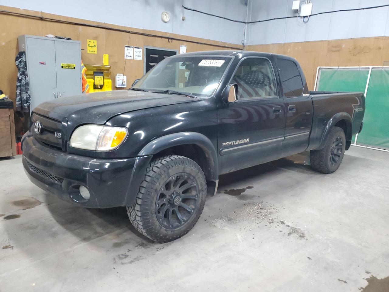  Salvage Toyota Tundra