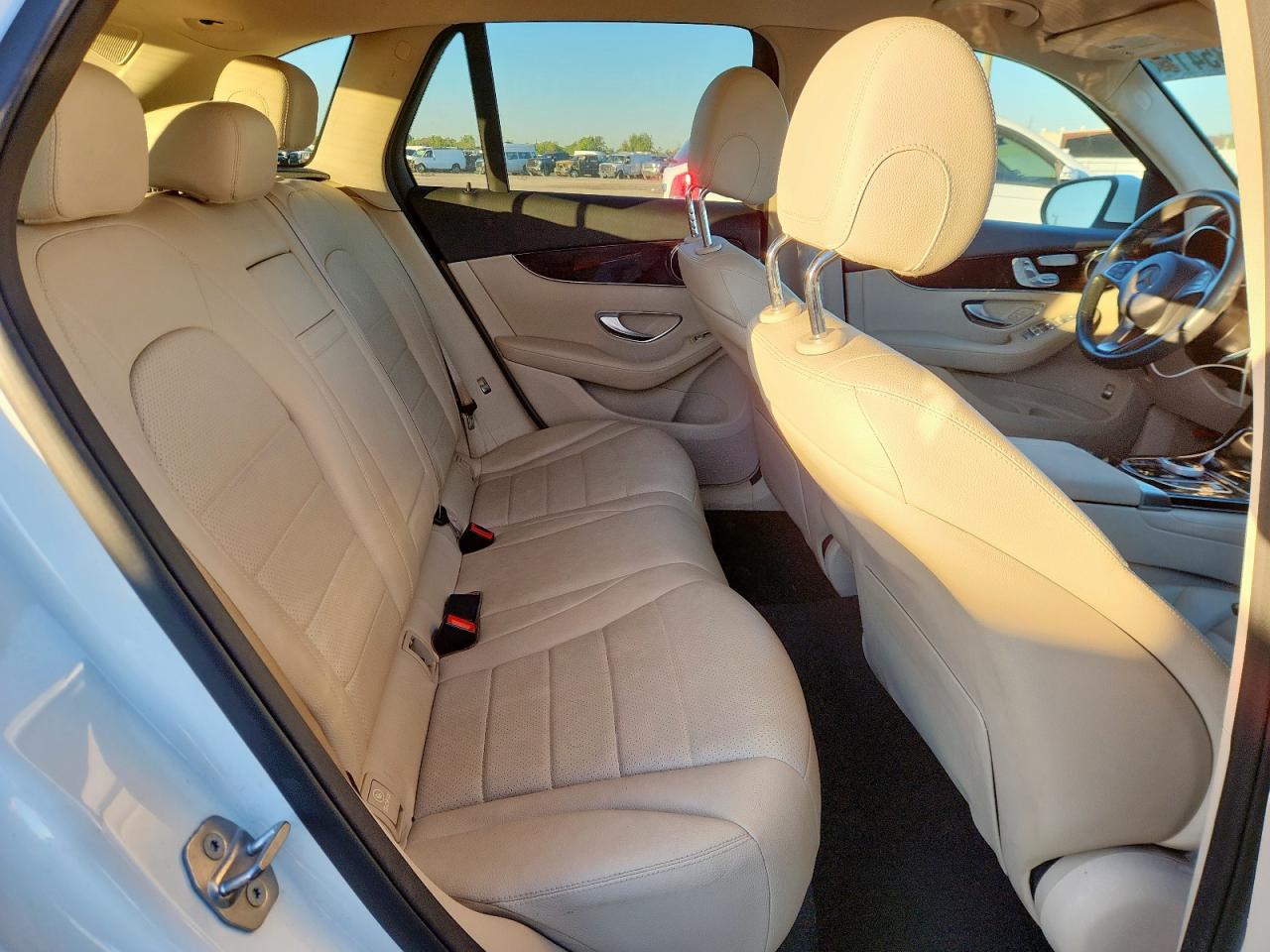 MERCEDES-BENZ GLC-CLASS 300