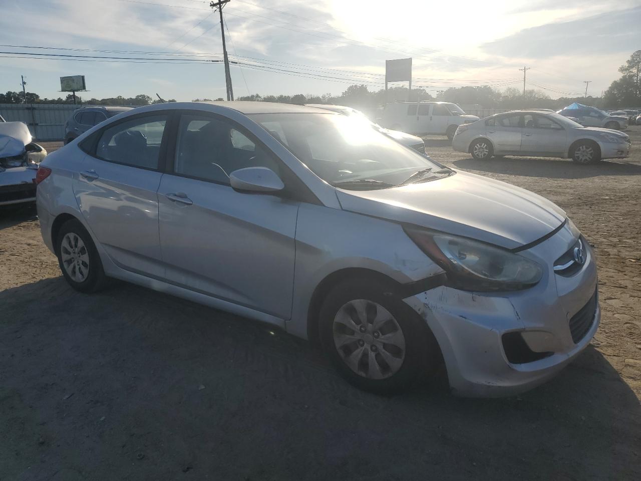HYUNDAI ACCENT SE
