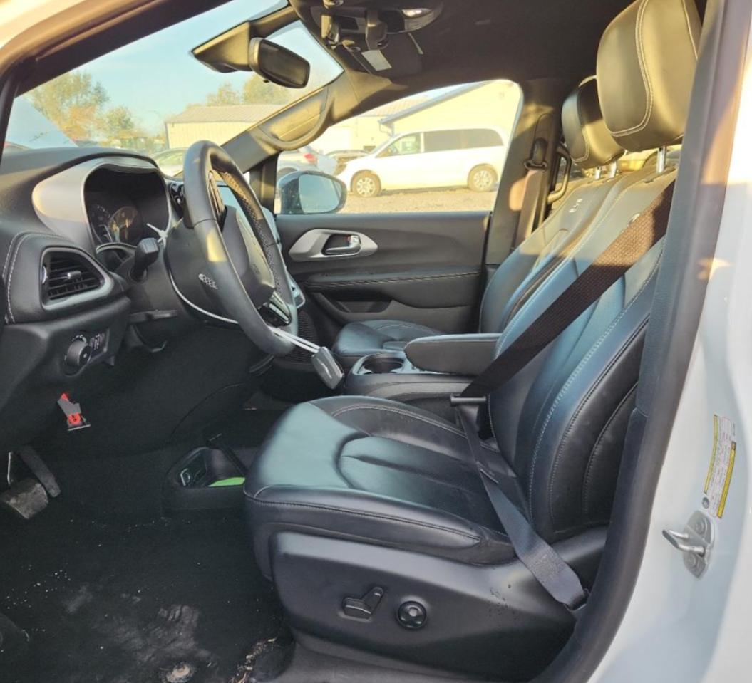 CHRYSLER PACIFICA TOURING L