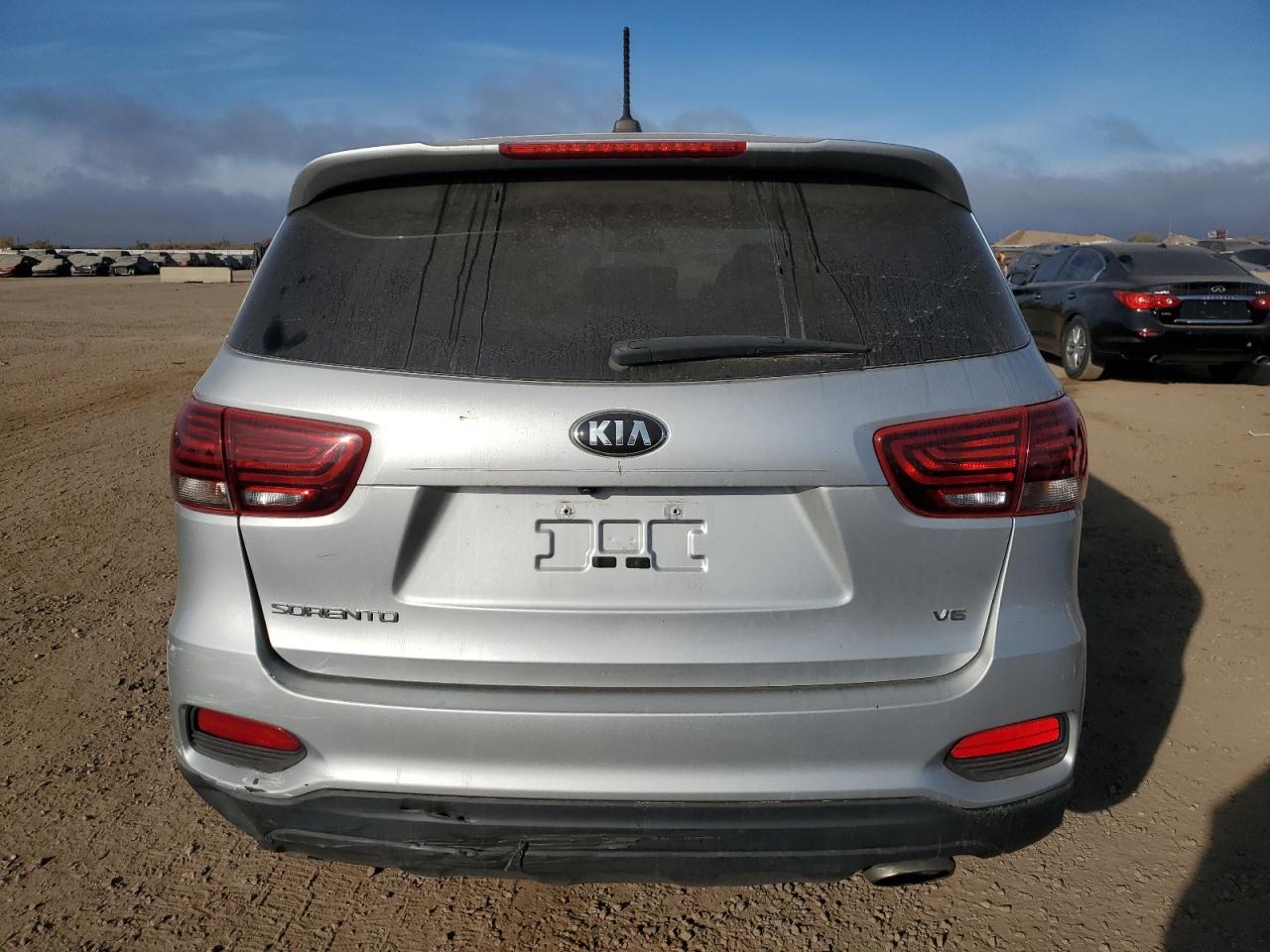 KIA SORENTO LX
