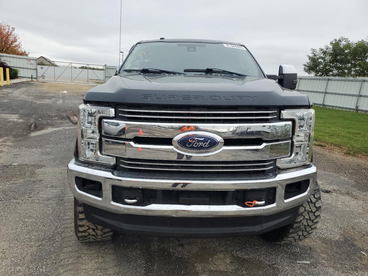 FORD F-250 SUPER DUTY