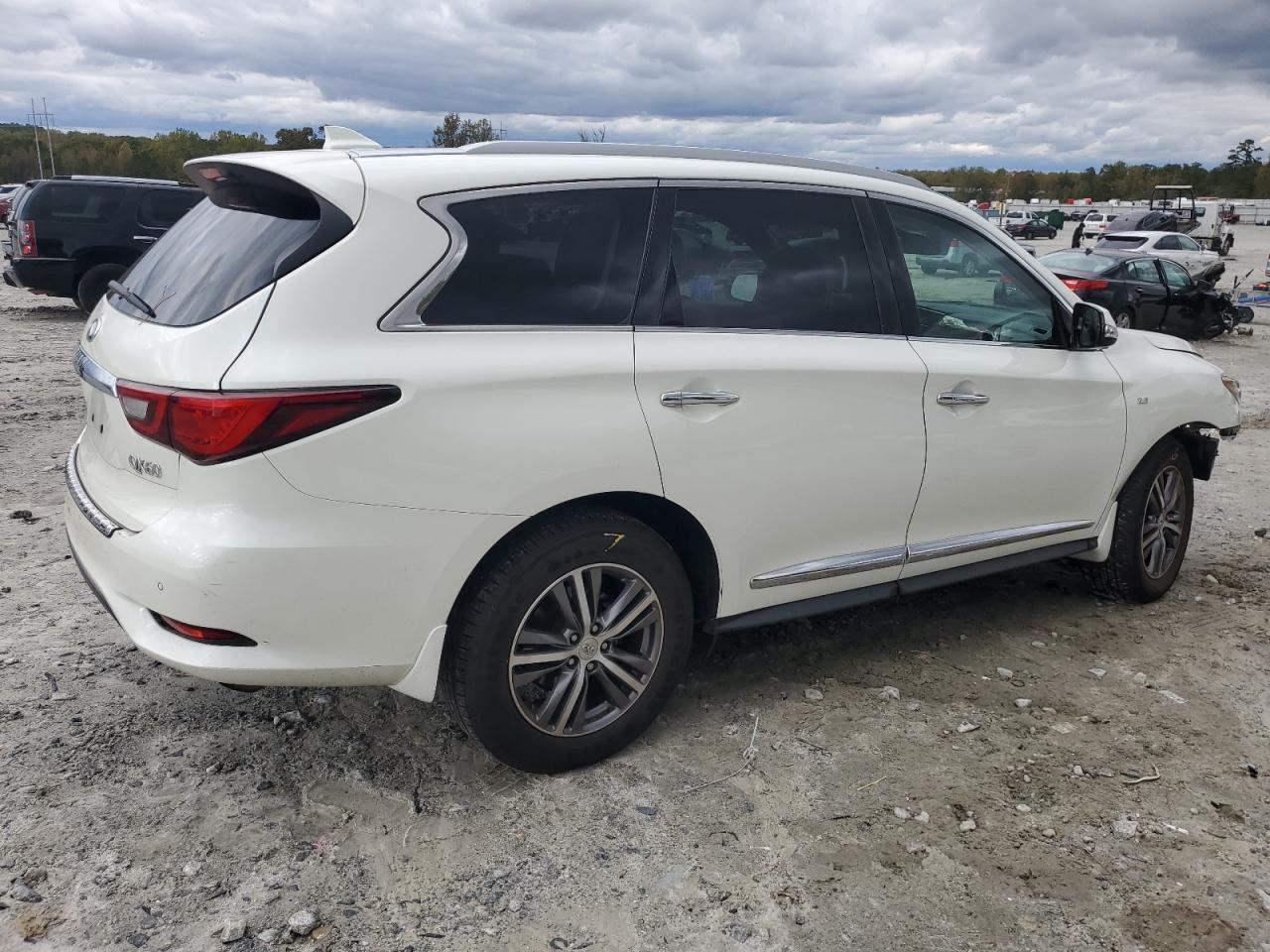 INFINITI QX60 LUXE