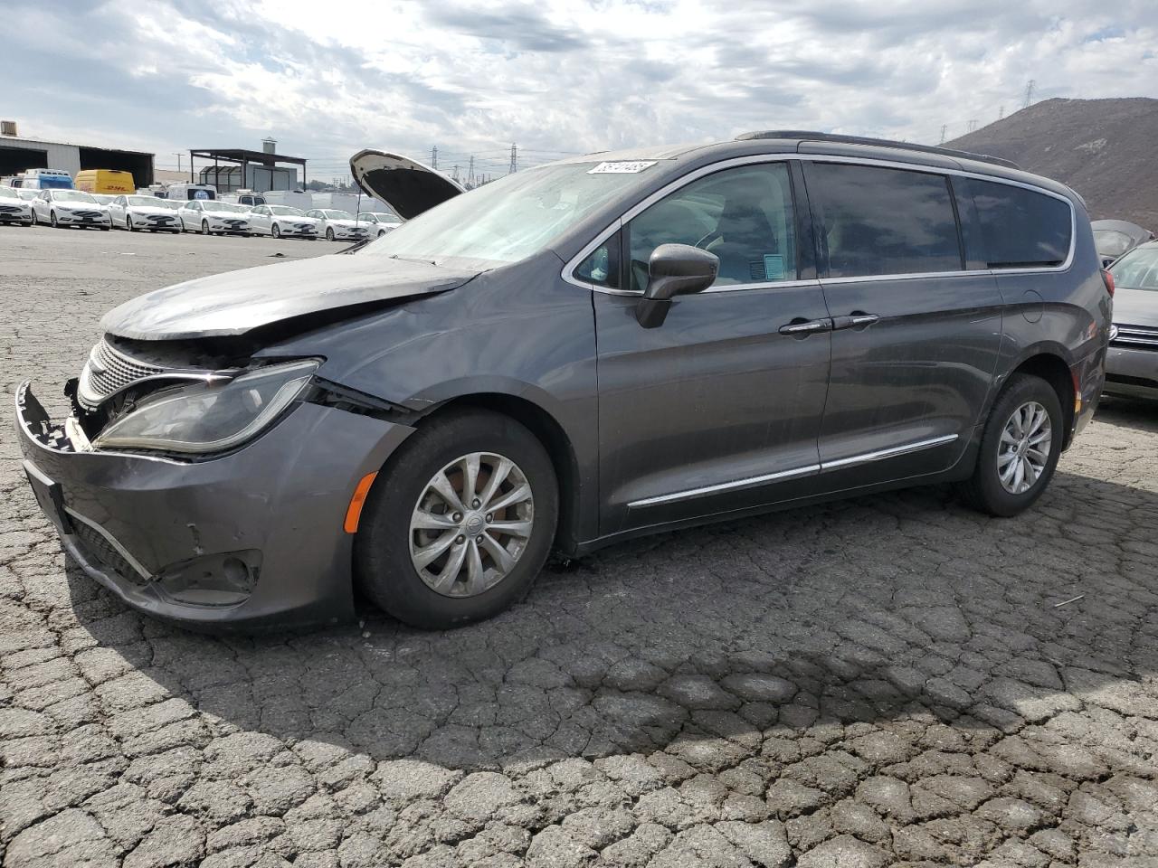 Lot #3294075966 2017 CHRYSLER PACIFICA T