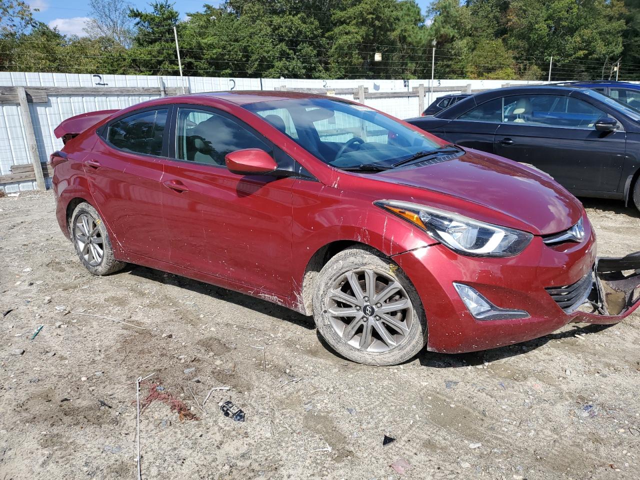HYUNDAI ELANTRA SE