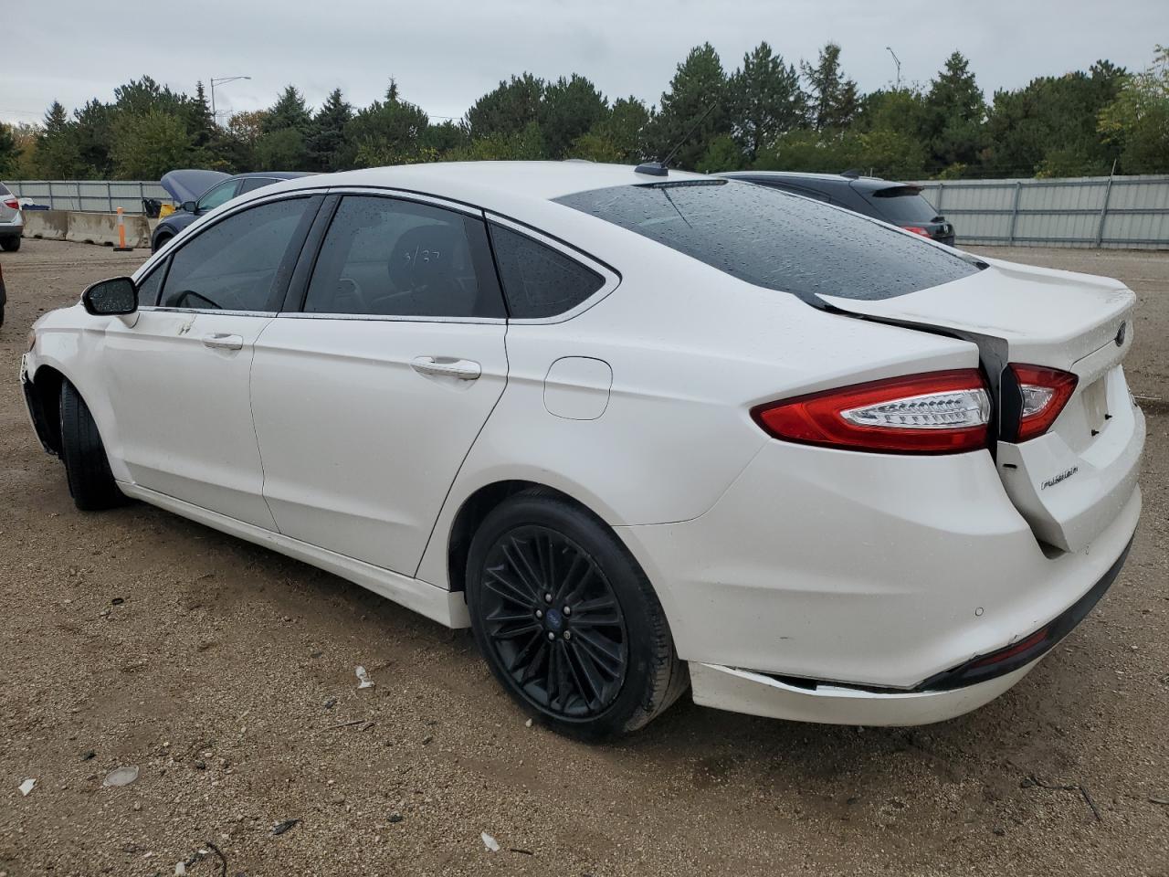 FORD FUSION SE