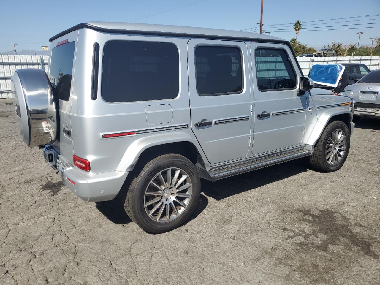 MERCEDES-BENZ G-CLASS 550