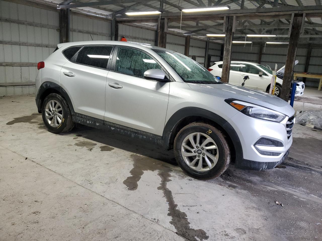 HYUNDAI TUCSON SE