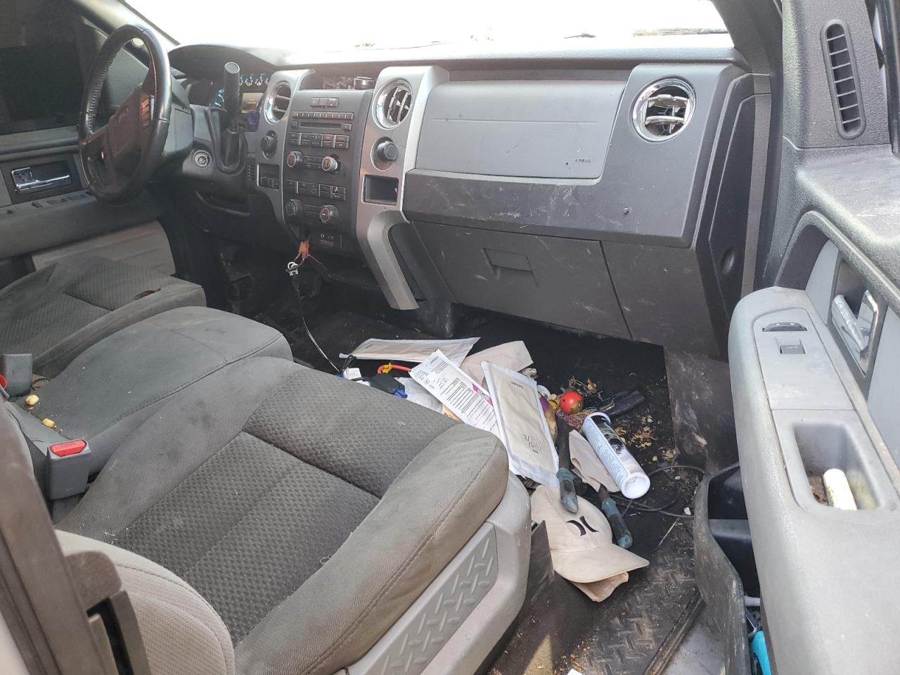 FORD F-150 SUPER CAB