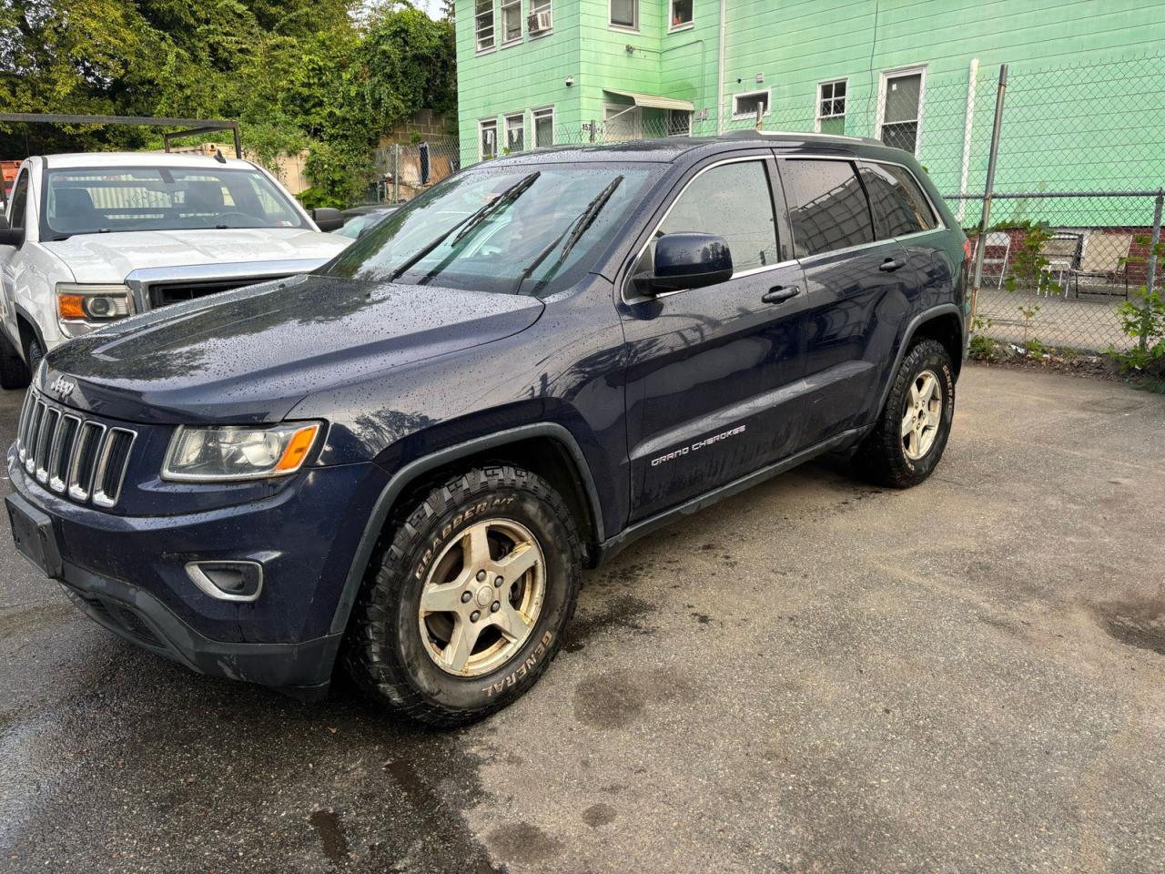 JEEP GRAND CHEROKEE LAREDO