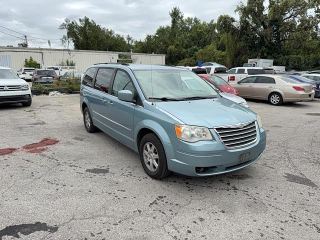 CHRYSLER TOWN & COU