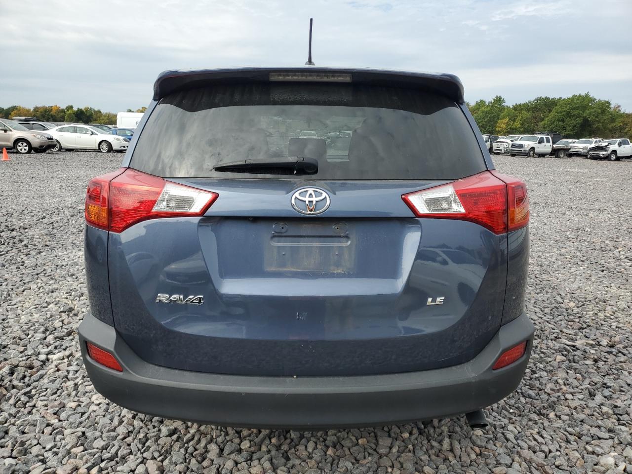 TOYOTA RAV4 LE