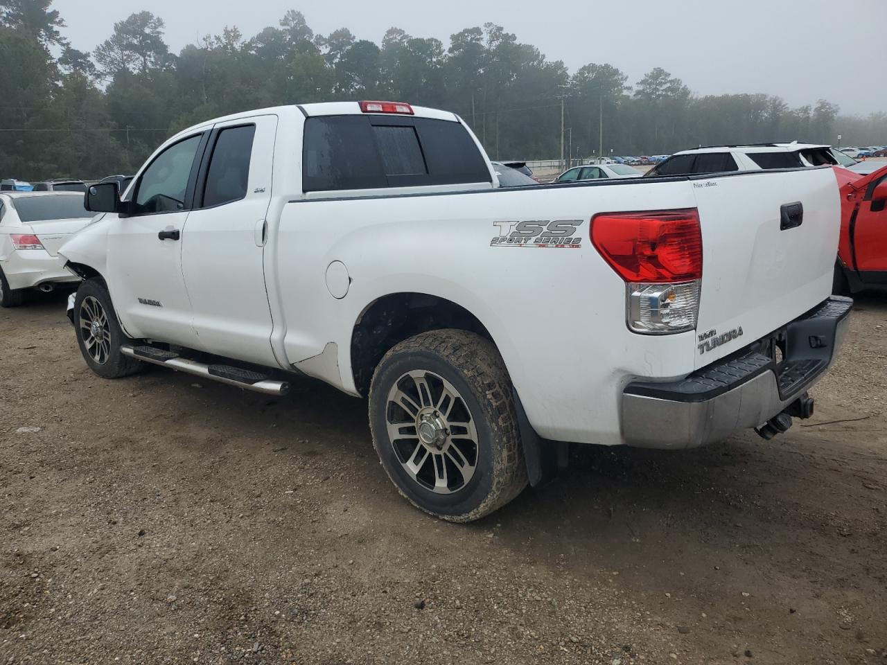 TOYOTA TUNDRA DOUBLE CAB SR5