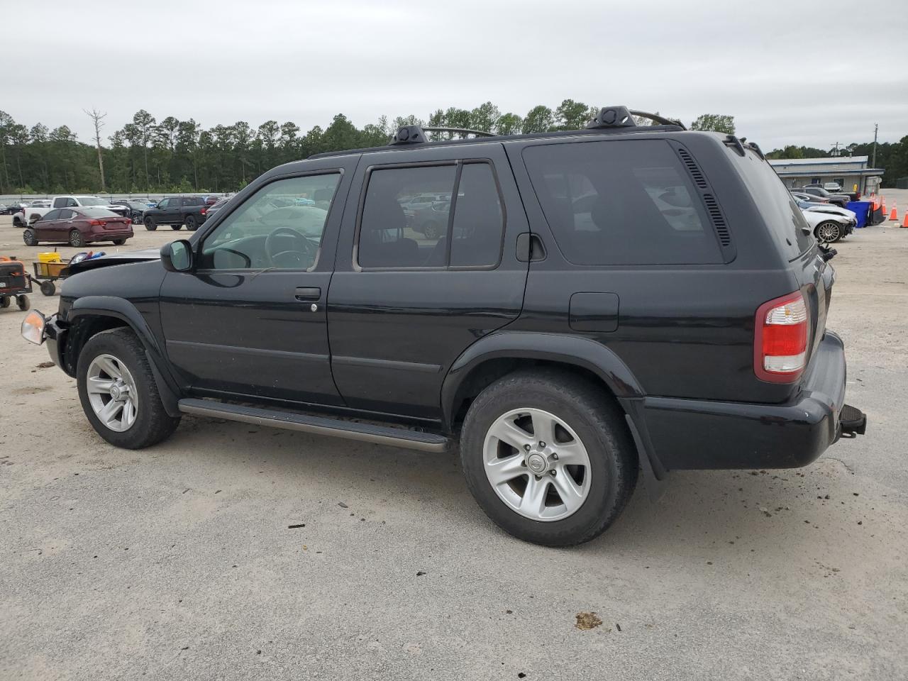 Lot #3269869712 2002 NISSAN PATHFINDER LE