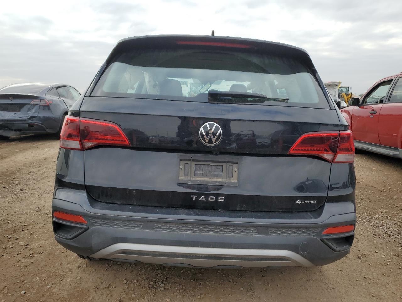 VOLKSWAGEN TAOS S