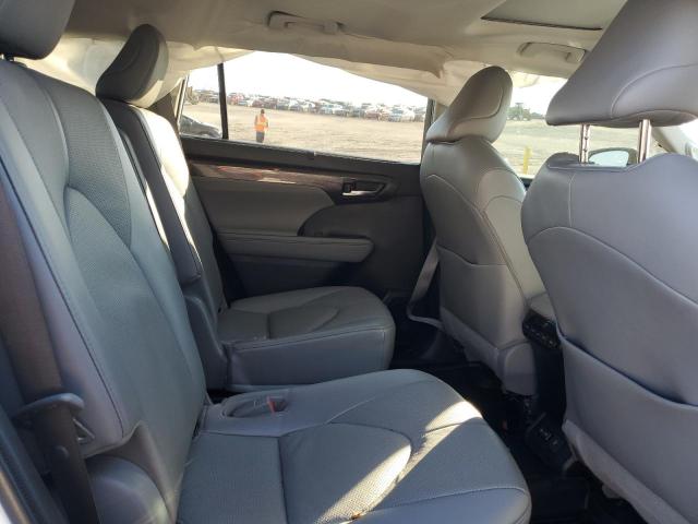 2022 TOYOTA HIGHLANDER - 5TDDZRBH2NS220372