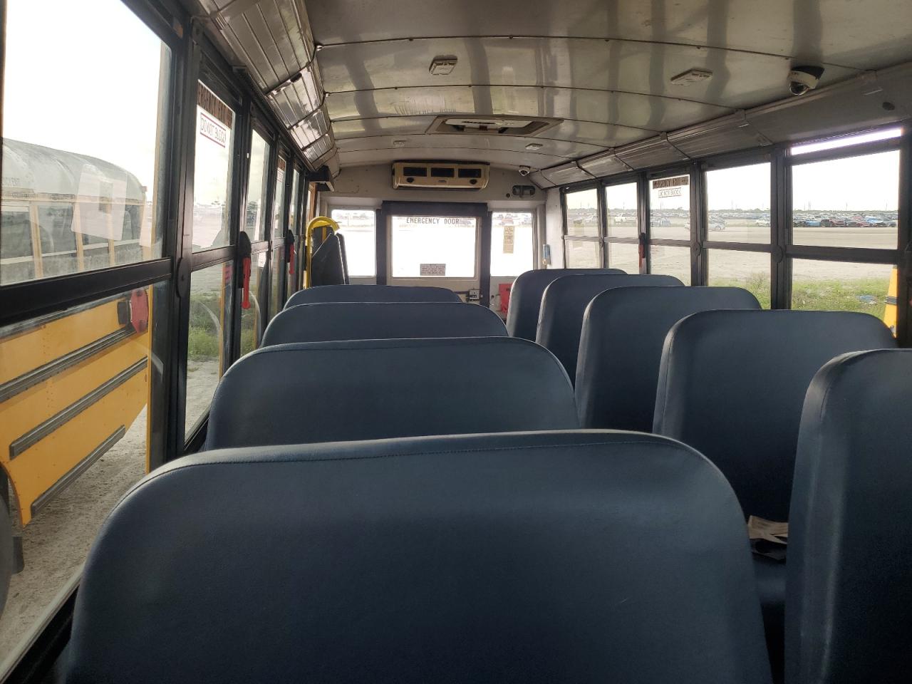 Lot #3273851189 2010 FREIGHTLINER SAF-T-LINER C2