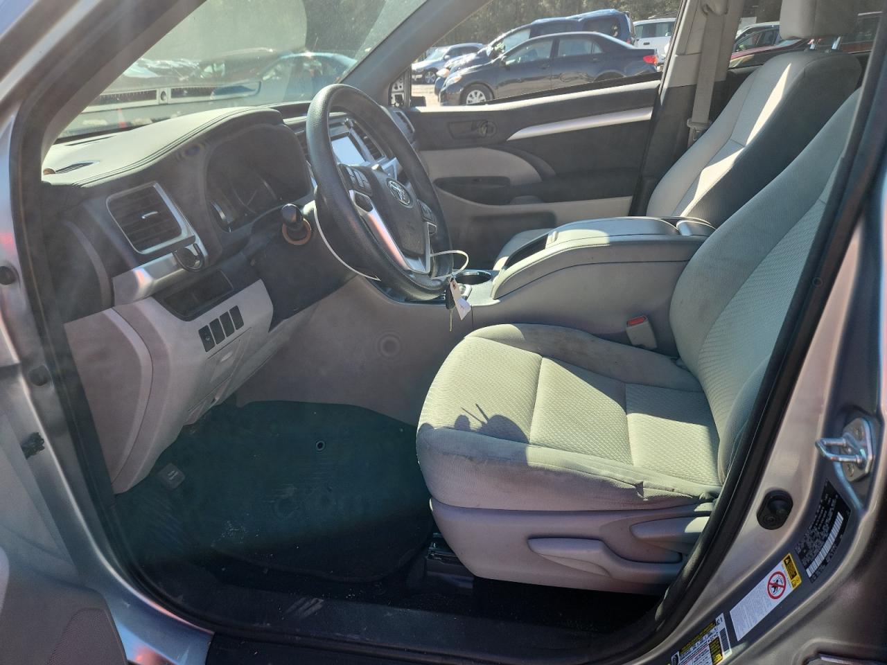 TOYOTA HIGHLANDER LE