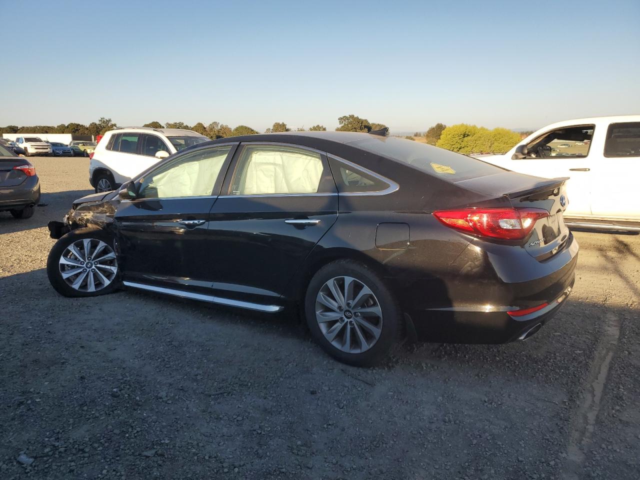 HYUNDAI SONATA SPORT