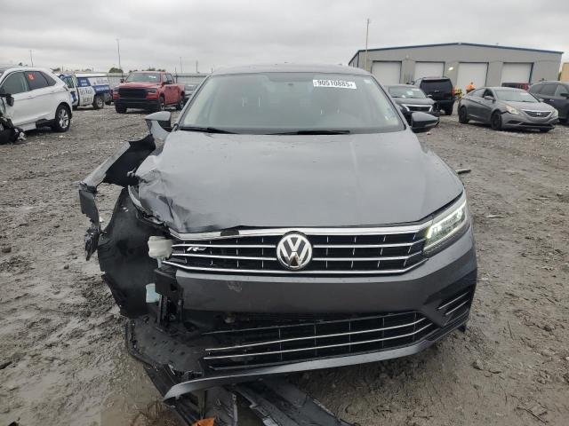 2017 VOLKSWAGEN PASSAT R-L - 1VWDT7A35HC056629