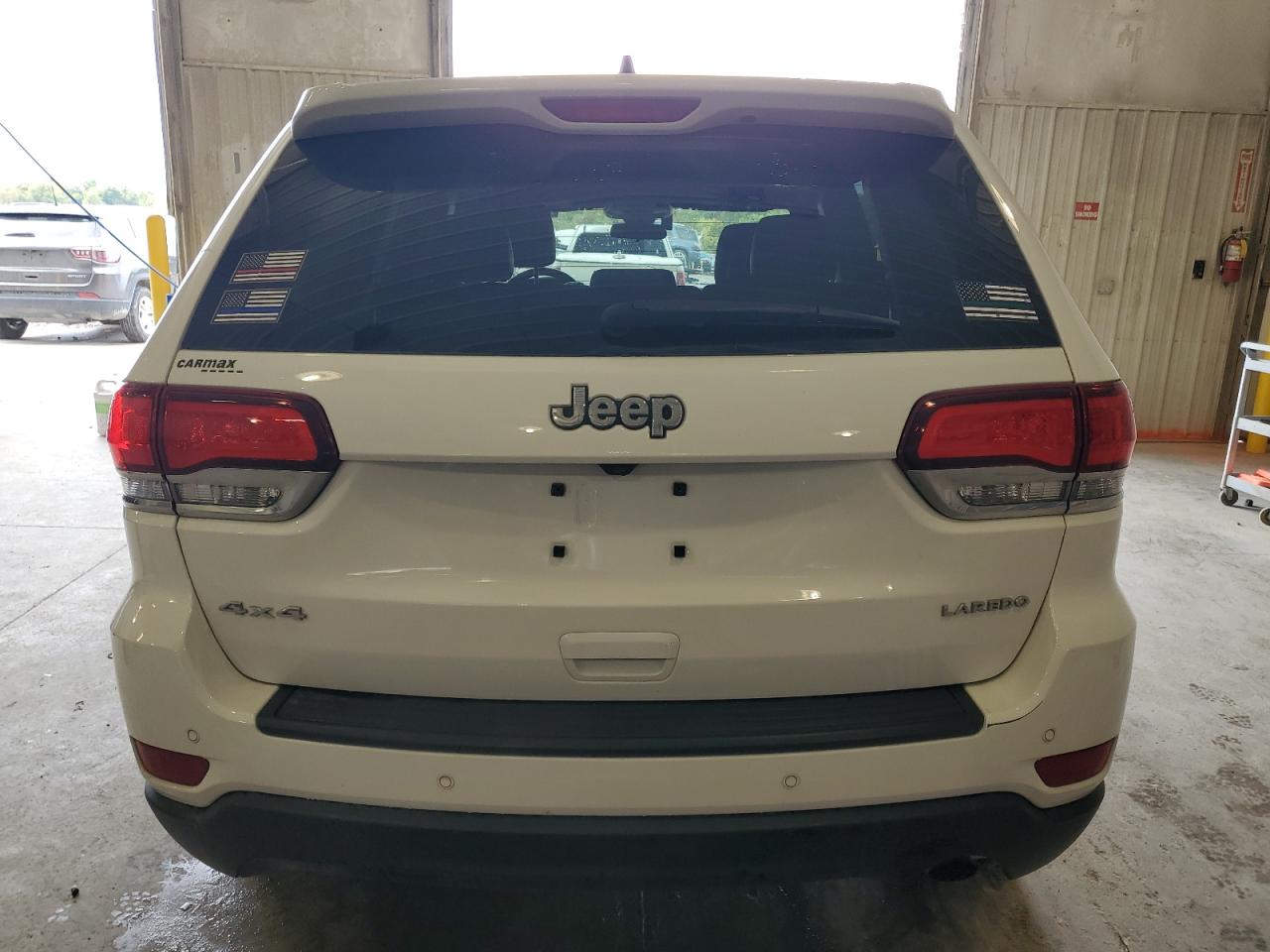 JEEP GRAND CHEROKEE LAREDO