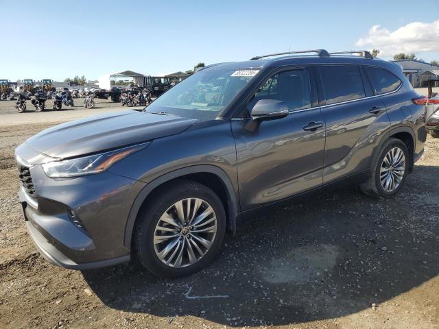 TOYOTA HIGHLANDER PLATINUM