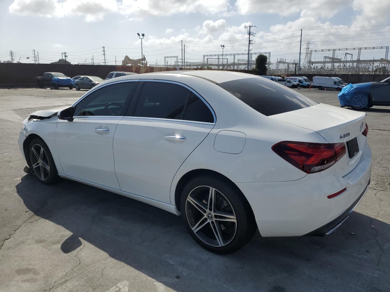 MERCEDES-BENZ A-CLASS 220