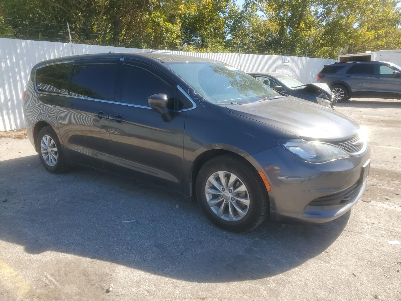 CHRYSLER PACIFICA TOURING