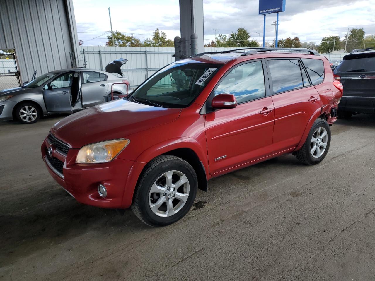 TOYOTA RAV4 LIMITED