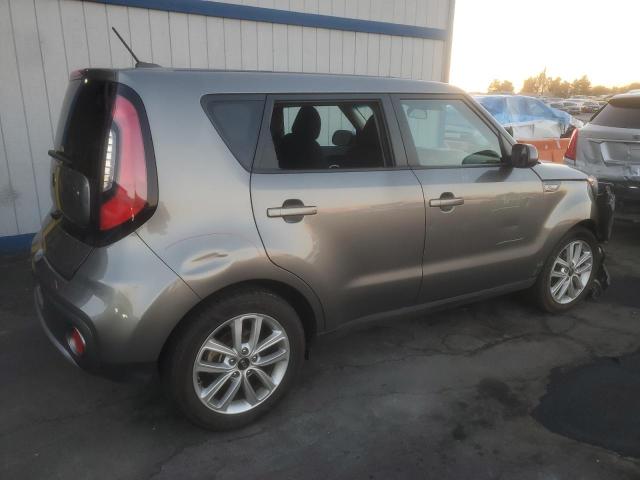 2017 KIA SOUL + KNDJP3A51H7497834