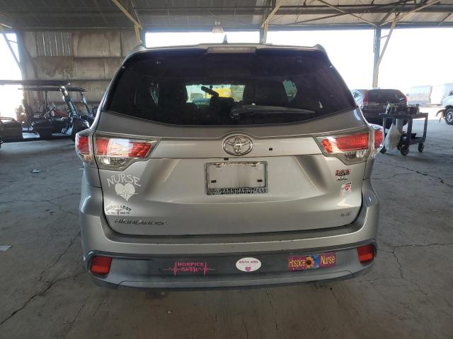 2016 TOYOTA HIGHLANDER 5TDZKRFH0GS144884