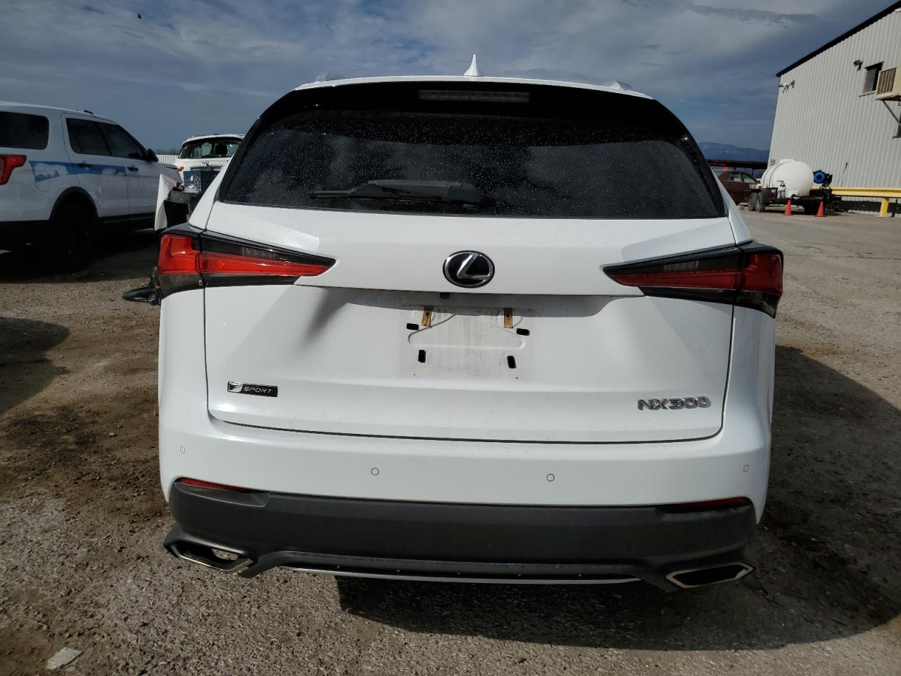 LEXUS NX 300 BASE