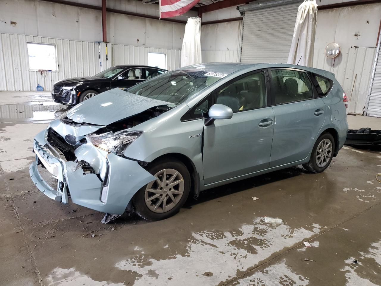 TOYOTA PRIUS V