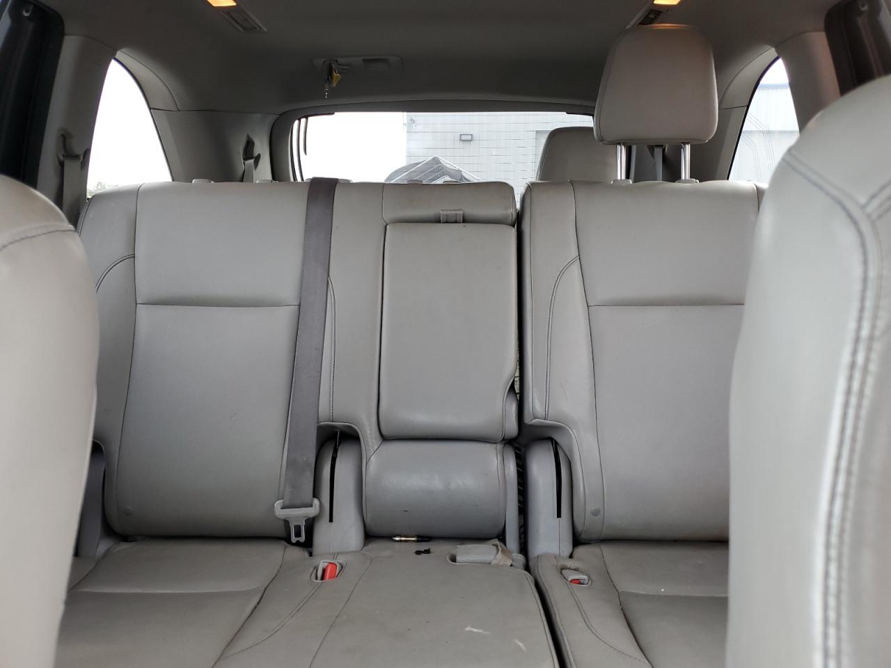 TOYOTA HIGHLANDER XLE