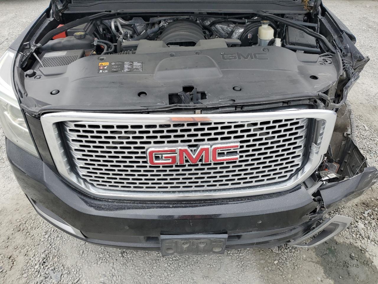 GMC YUKON DENALI