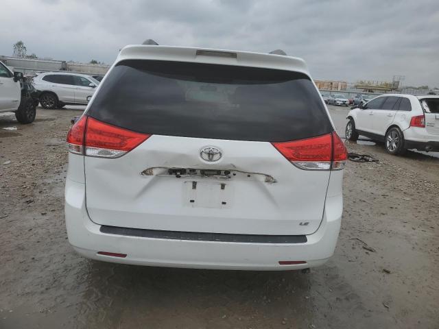 2014 TOYOTA SIENNA LE #3291626240