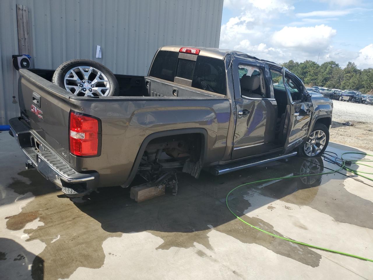 GMC SIERRA C1500 SLT