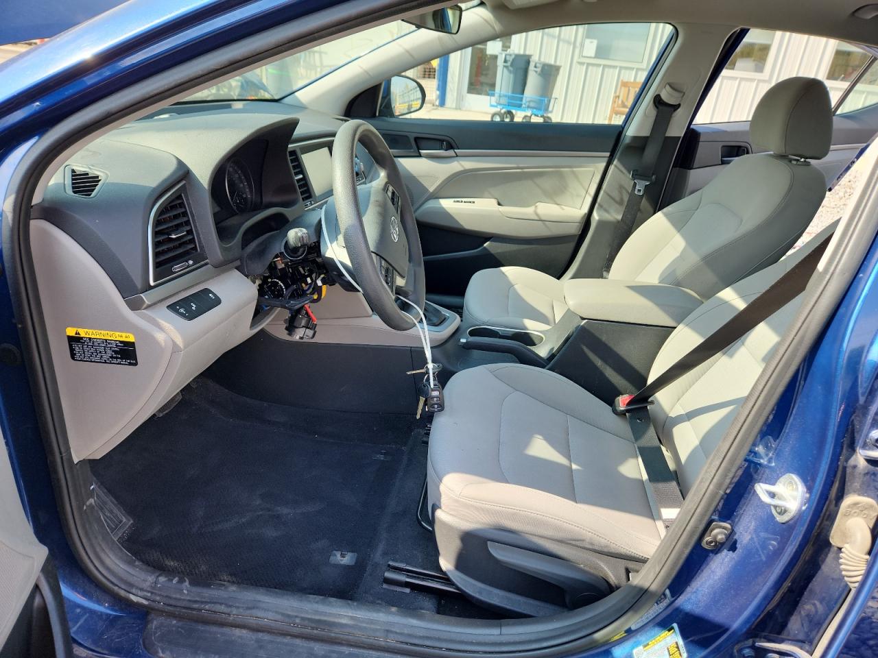 HYUNDAI ELANTRA SEL