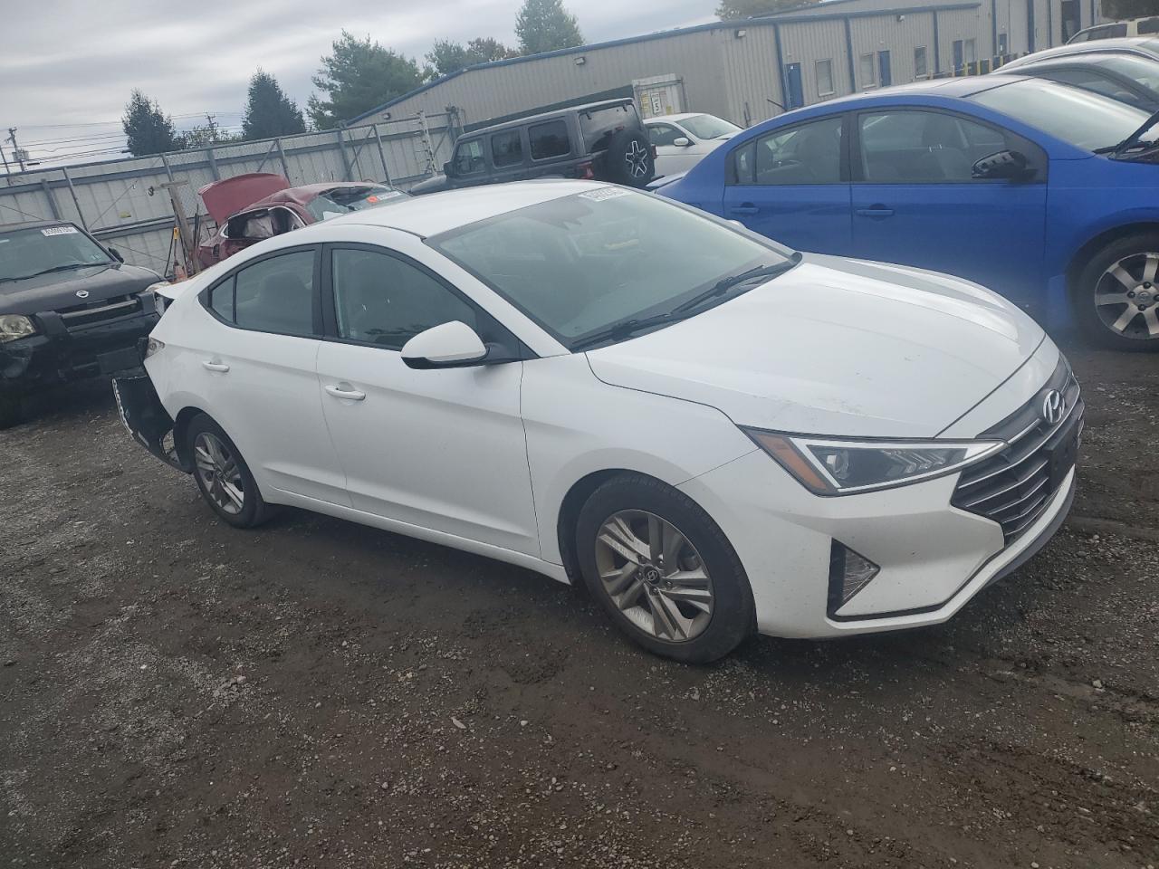 HYUNDAI ELANTRA SEL